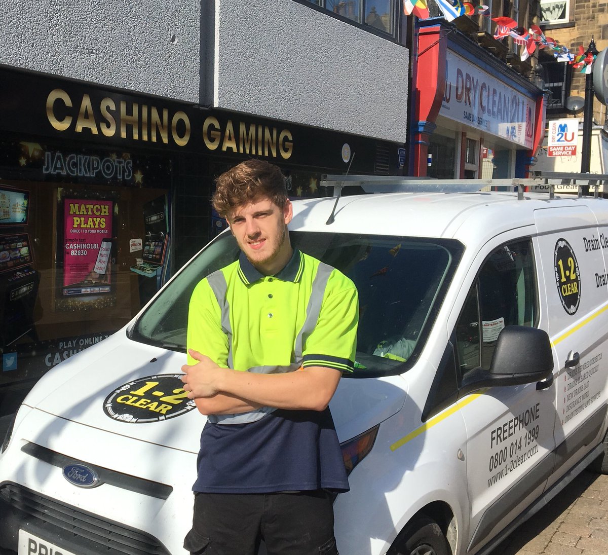 paul12clear's tweet image. Sunny Monday morning with blocked drains at Cashino in Leeds and a terrible smell in the building .... got that sorted &amp;amp; now our @ENAbleFutures Apprentice needs some lunch!!

#ApprenticeTraining
#LoveTheDrainsBusiness