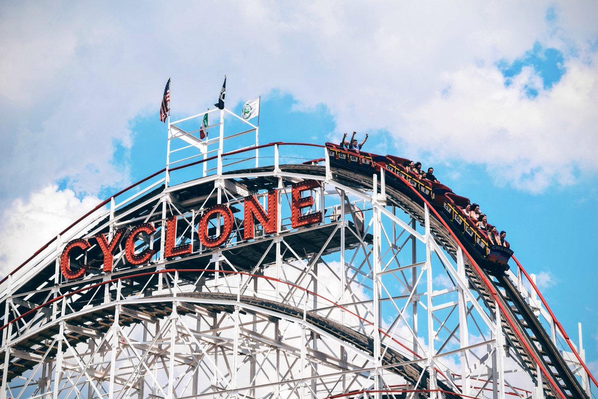GETDOWNBP's tweet image. Did you know blood pressure may increase when you ride a roller coaster?

Subscribe today at getdownbp.ca to get more tips and information about how to better control your blood pressure.