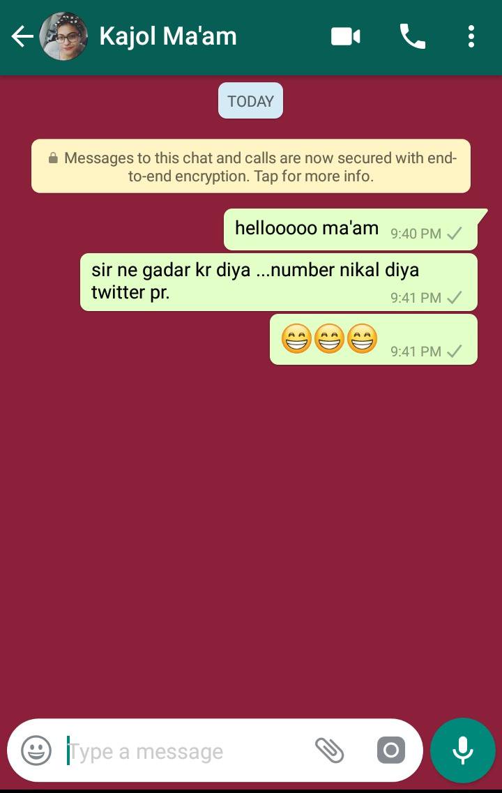 bvivek043's tweet photo. @ajaydevgn @KajolAtUN ye lo sir ji madam ji off ho gyi hai @ajaydevgn https://t.co/opke6rpIPc