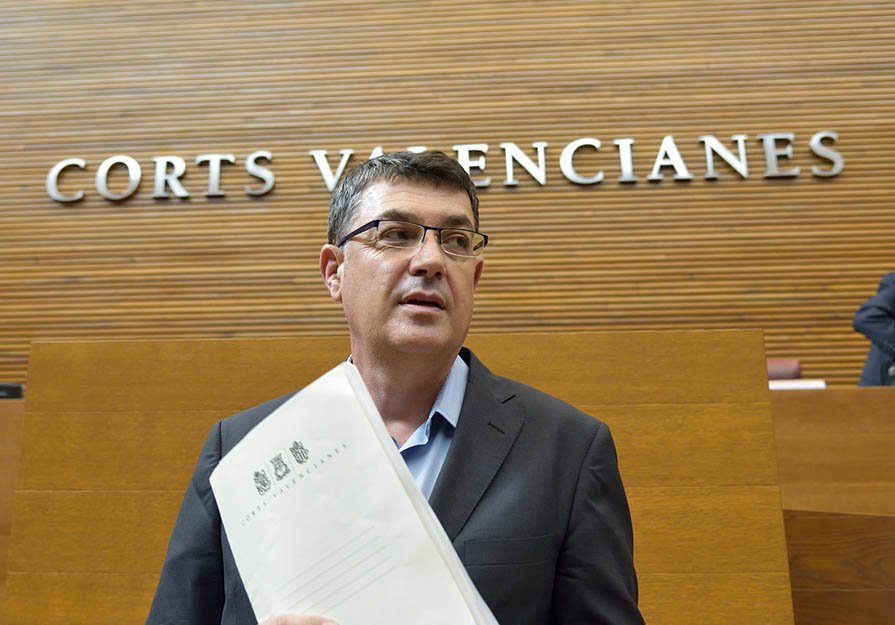 El president de les <a href="/cortsval/">Corts Valencianes</a> <a href="/enricmorera/">Enric Morera</a> dará el pregón de moros y cristianos 2018 eleconomico.es/cultura-socied…