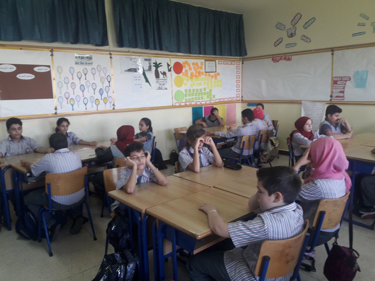 AtiehSamah's tweet photo. Looking at beauty in the world, is the first step of purifying the mind#meditation is best way for widening imagination and thinking#Grade 6T @MakAishaSchool https://t.co/q06Zryd0bh