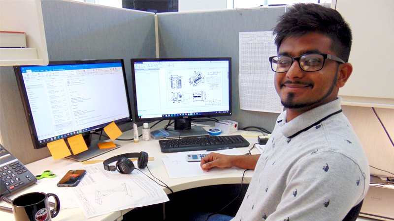 SciTechMN's tweet photo. Dakshina Jayakody went from an #intern at @safetyspeed to a full-time Mechanical Engineer at @MereenJohnson, thanks in-part, he said, to the #internships he secured beforehand.
Read the full interview on this week's Where are They Now?
https://t.co/qDn1uKQmD9
#workforce #mn https://t.co/gKoSz1QBHw