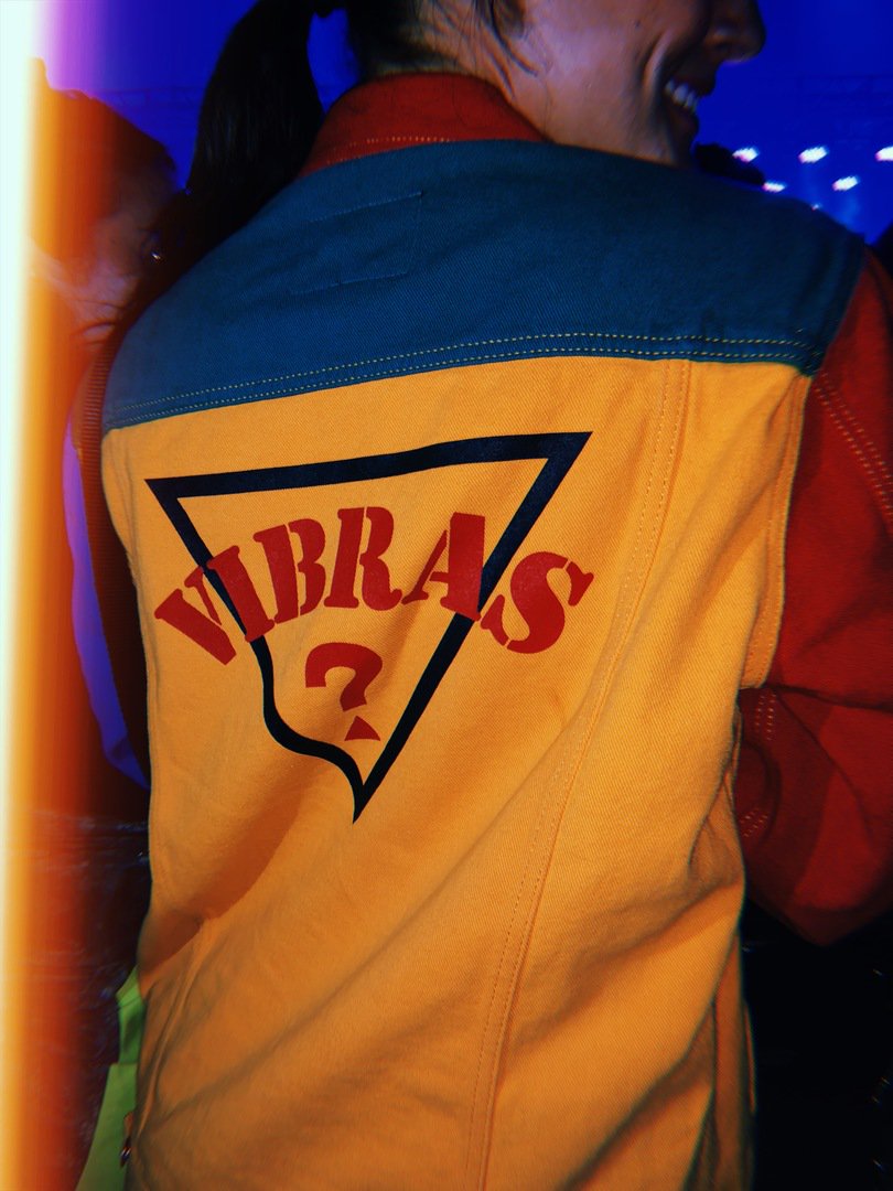 guess vibras merch