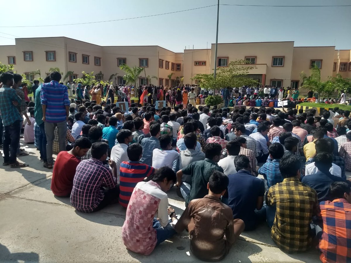 raj_polasa's tweet photo. To divert,to break this unity, VC is kicking the students of the campus in the name of holidays #visitRGUKT
#corruptionfreergukt
@KTRTRS
@TelanganaCMO
@KTRoffice
@timesofindia
@the_hindu
@DeccanChronicle
@ysjagan
@narendramodi
@RahulGandhi
@PawanKalyan
@TV9Telugu
@ntdailyonline https://t.co/JvnOycguNL