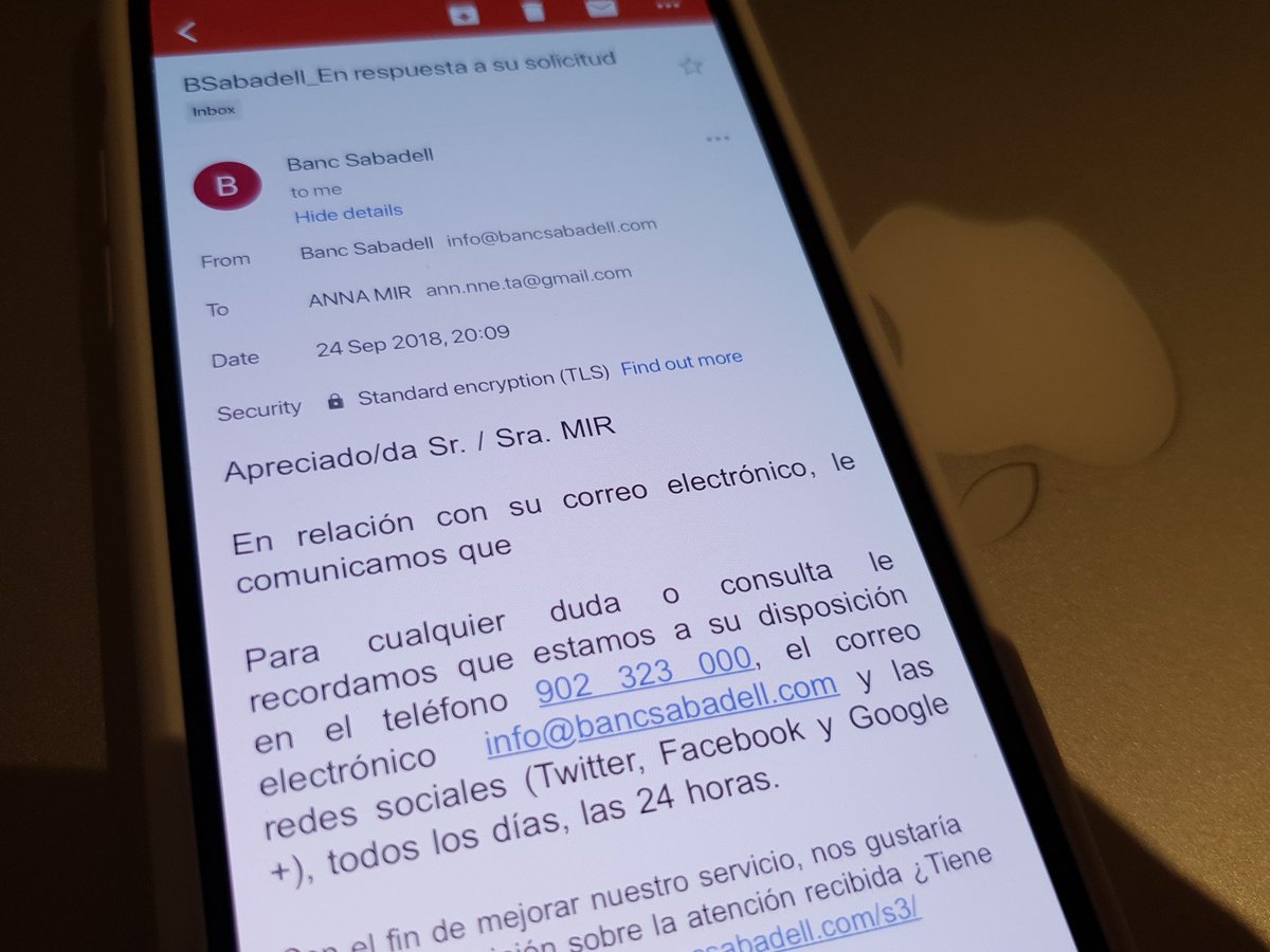 antiviaje's tweet photo. Mandar un mail a @BancSabadell y que te contesten que les mandes un mail a @BancSabadell ✔ #thefutureisnow #fail #banking https://t.co/EoeFLmLt5p