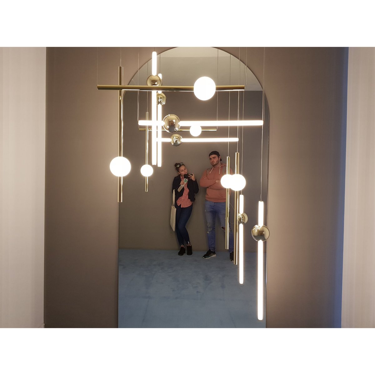 liinterior_'s tweet photo. Observatory by Lee Broom
#ldf18 @L_D_F #ldf18 #liinterior #linute #londondesignfestival #traveling #london #exibition #art #design #interiordesign #interior https://t.co/yCUCN7KIfR