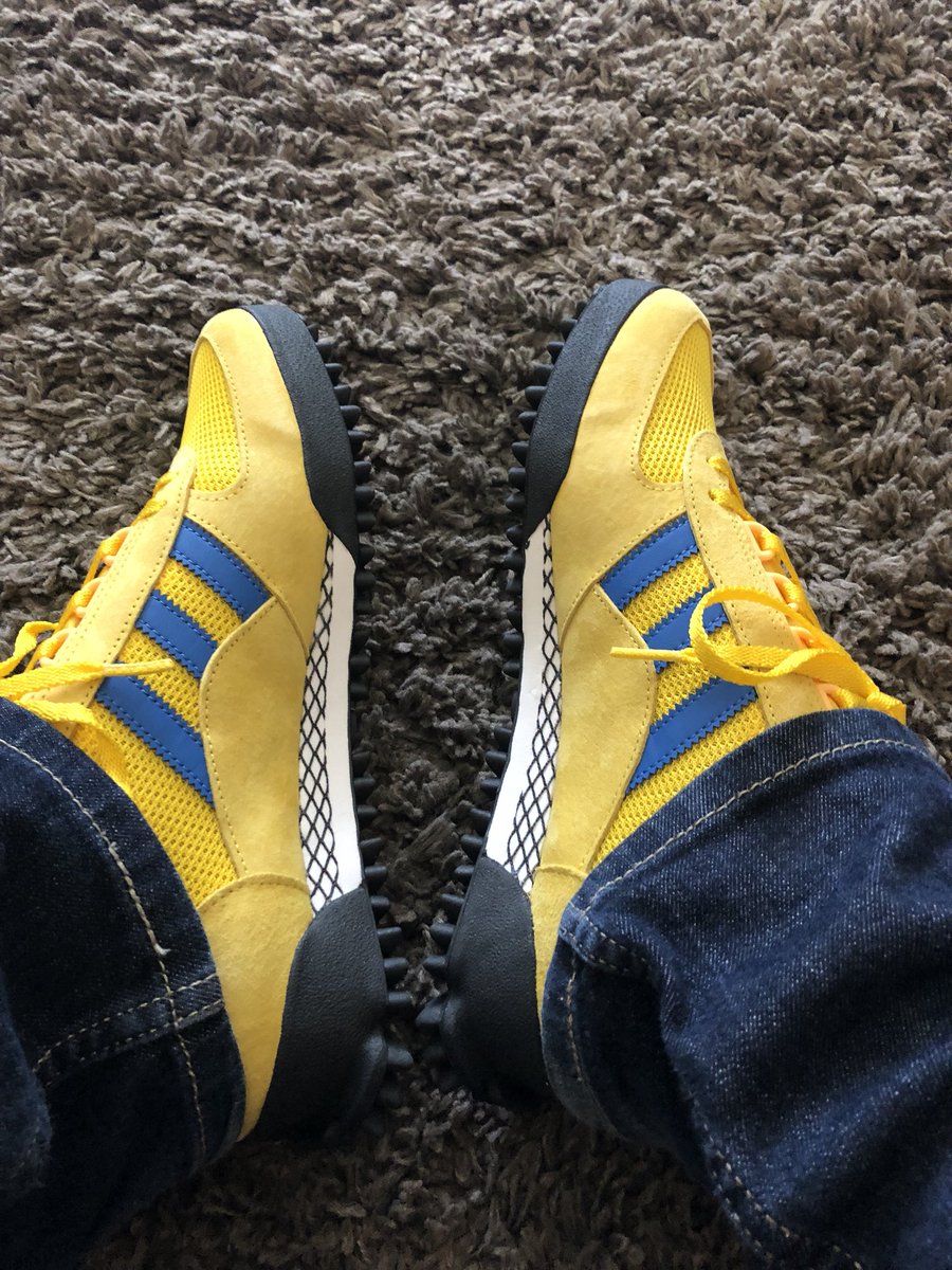 adidas marathon tr yellow and blue