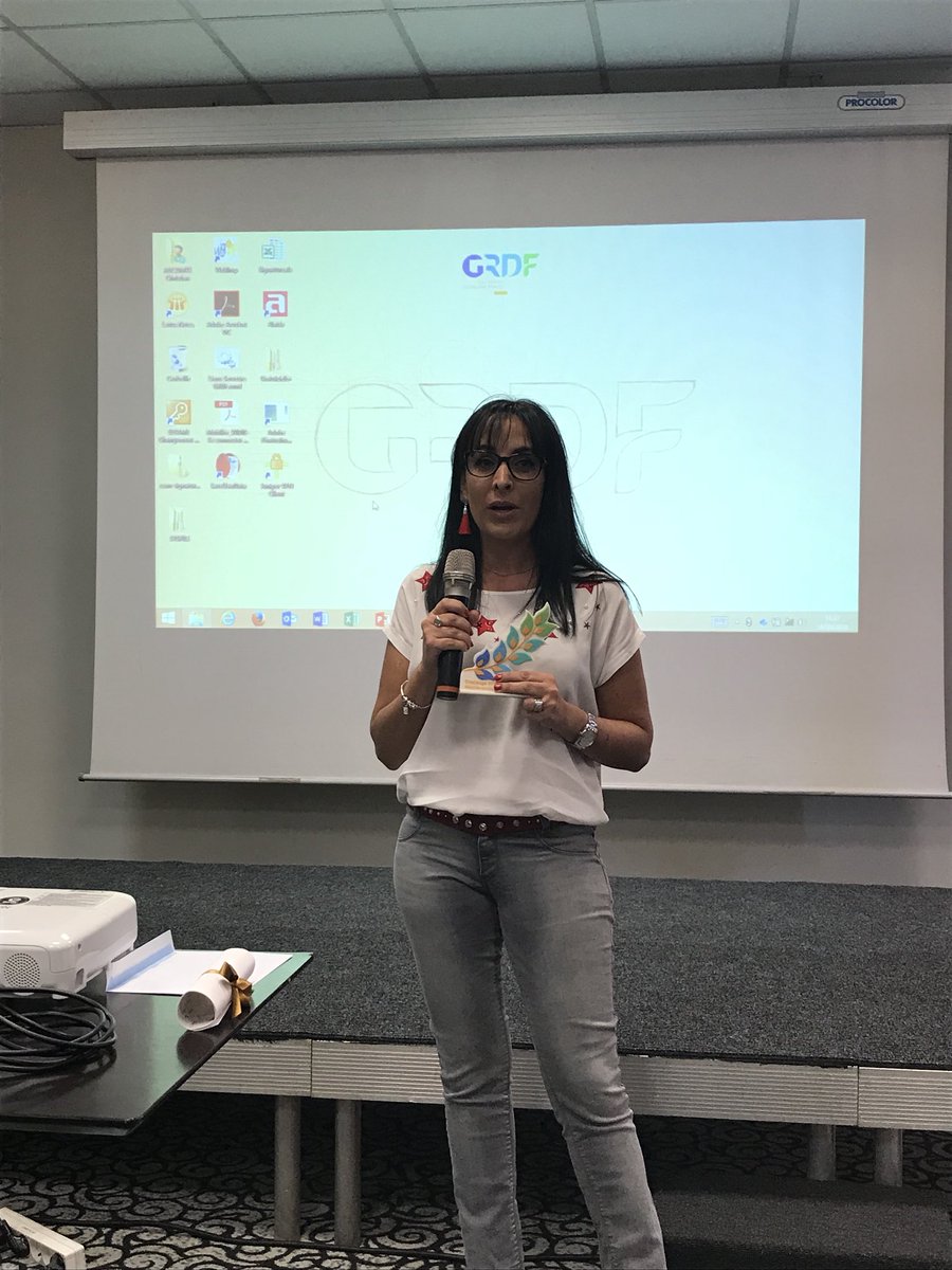 Guylaine SOULIER 👠 tweet media