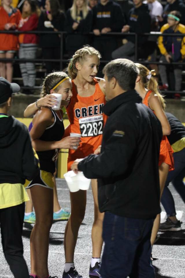 teamewert's tweet photo. Congrats Taylor on winning SNL in a new PR of 17:08 and breaking the school record!! Proud of how you handle yourself on the course and off!! #teamewert https://t.co/g3Z3wMwqGW