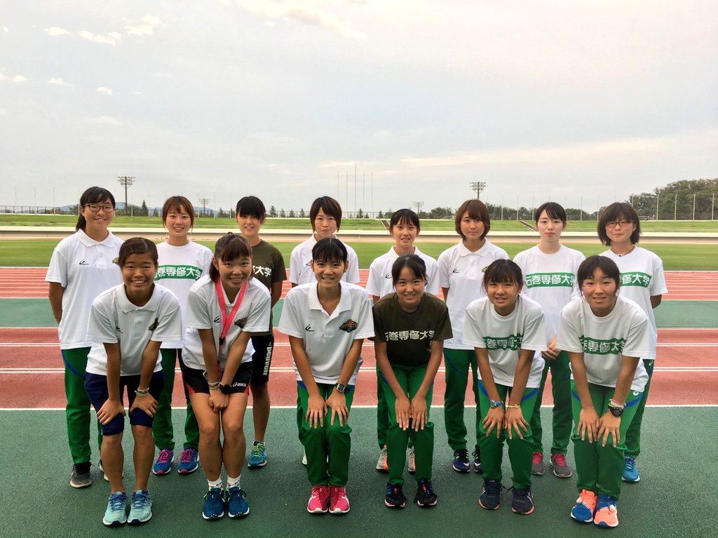 東北学生陸上競技連盟 A Twitter 全女駅伝選考会 2位 石巻専修大学 1時間53分19秒 そしてもう1つの全日本大学女子駅伝 の出場枠を勝ち取ったのは 石巻専修大学です 2年ぶり3回目となります 本戦では 2年越しの思いを走りに変えて 全国の舞台で活躍してほしいと