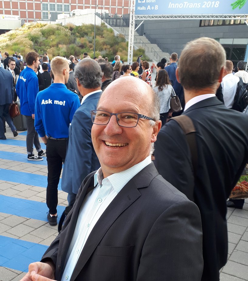 Guten Morgen,
in eigener Sache: Unser Kollege @MartinAtICSag im Arbeitskreis „AutoID & Security“
https://www.pressebox.de/pressemitteilung/aim-d-ev/AIM-ruestet-sich-fuer-die-Herausforderungen-von-Industrie-4-0-neue-Arbeitskreise-zu-AutoID-Security-und-RFID-Sensorik-gegruendet/boxid/922881 …
#NFC #RAIN #RFID #RTLS #Automation #sensors #Digitalisierung #Industrie40 #IoT #AutoID #ItSicherheit #Datenschutz #CyberSecurity @induux_de #ixn