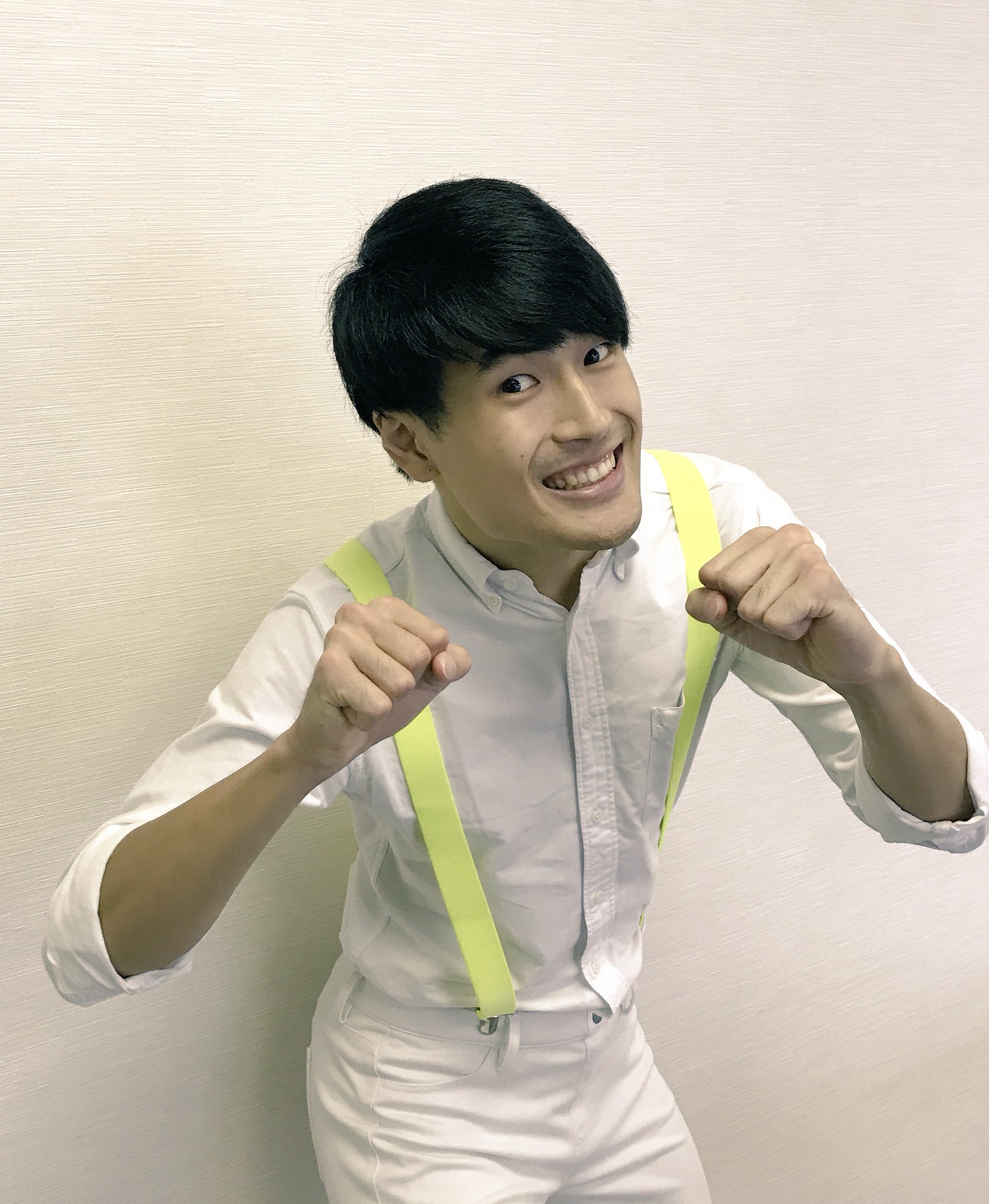 鼻矢印永井 相方募集中 鼻矢印永井 今日で25歳になりました 1枚目は幼稚園の時の鼻矢印 2枚目は高校生の時の鼻矢印 3枚目は2年前の時の鼻矢印 4枚目は25歳の時の鼻矢印です 皆さん これからも宜しくお願いしますo O 鼻矢印永井 相方募集中 鼻矢印永井 今日で25歳になりました 1枚目は幼稚園の時の鼻矢印 2枚目は高校生の時の鼻矢印 3枚目は2年前の時の鼻矢印 4枚目は25歳の時の鼻矢印です 皆さん これからも宜しくお願いしますo O