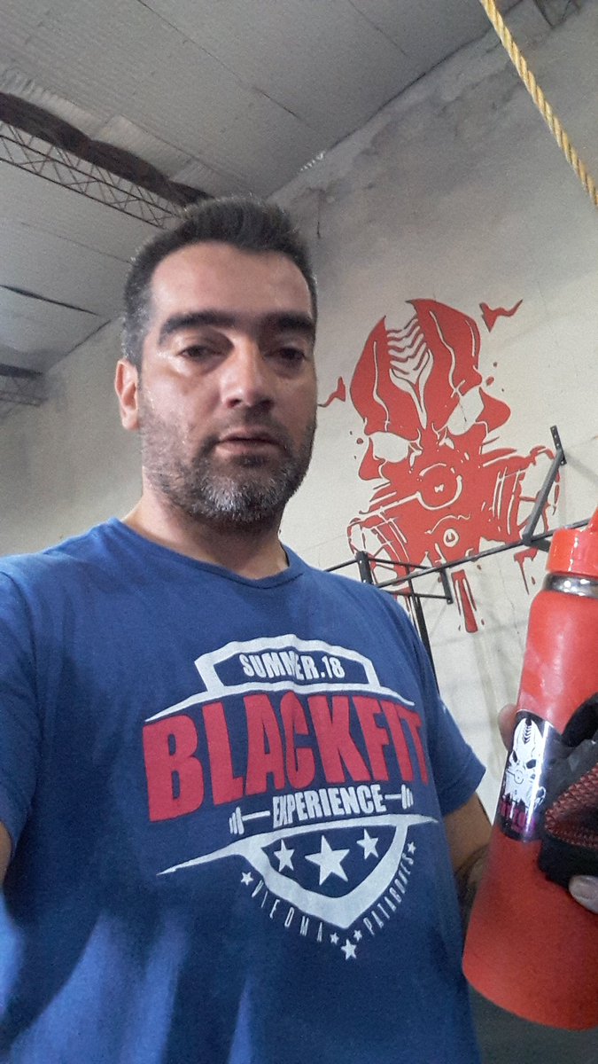gustaricar2013's tweet photo. Buen día! arrancando la semana de entrenamiento con los amigos de CF SATTOR!
🕗📋📟🏋💪👏

#CFSattor #CrossFit #MasQueCrossFit #BuenLunes https://t.co/QRPE4NvN1N