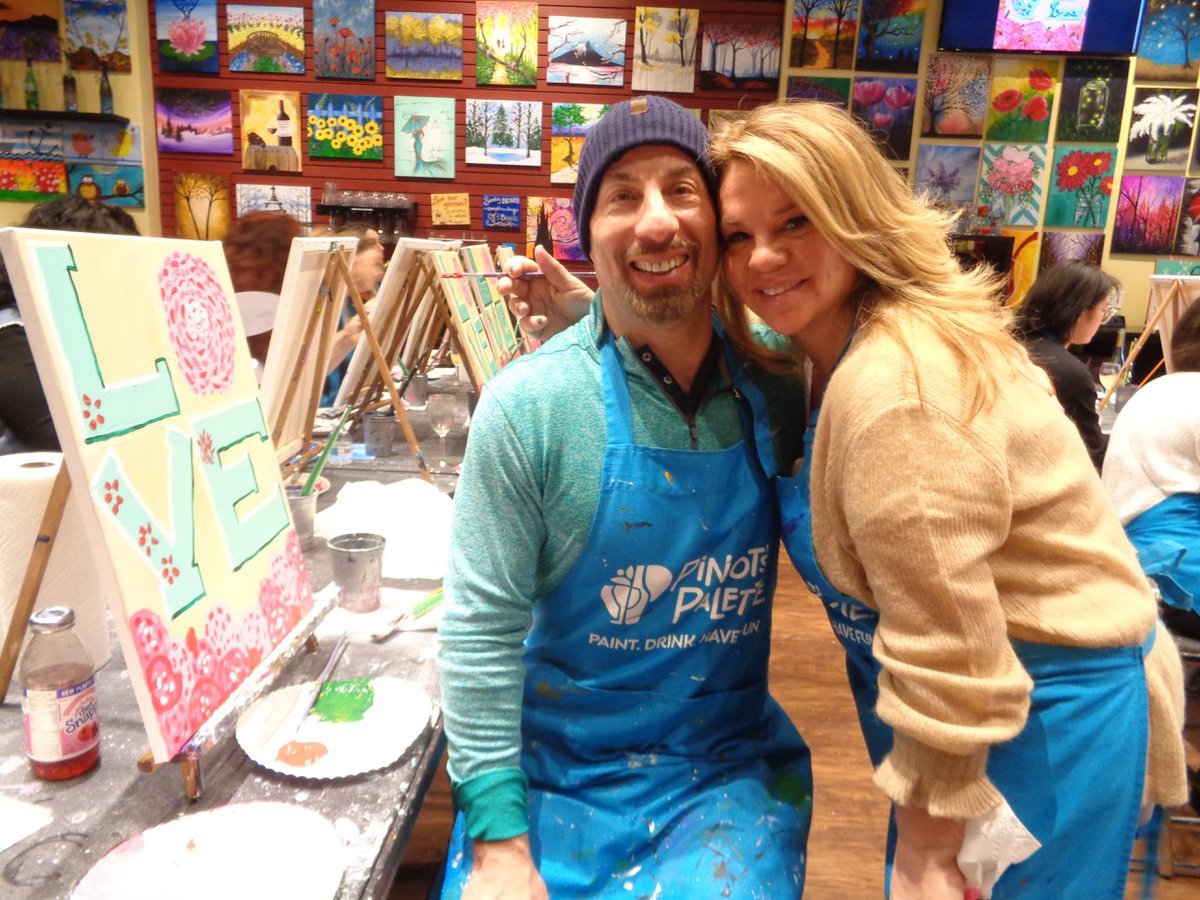 PinotRidgewood's tweet photo. Paint. Sip. Repeat.

See for yourself what Ridgewood's happy place is all about. Discover your new obsession today: https://t.co/3OpcdqJSYH https://t.co/4FuUbdXJZr