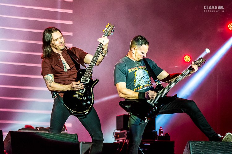MKennedyBelgium's tweet photo. @MylesKennedy & @MarkTremonti at @rockinrio one year ago 💥
© Ana Clara Fotografia
#AlterBridge #TheLastHeroTour 🎯
#RIR2017 https://t.co/GNdMN0HqvP