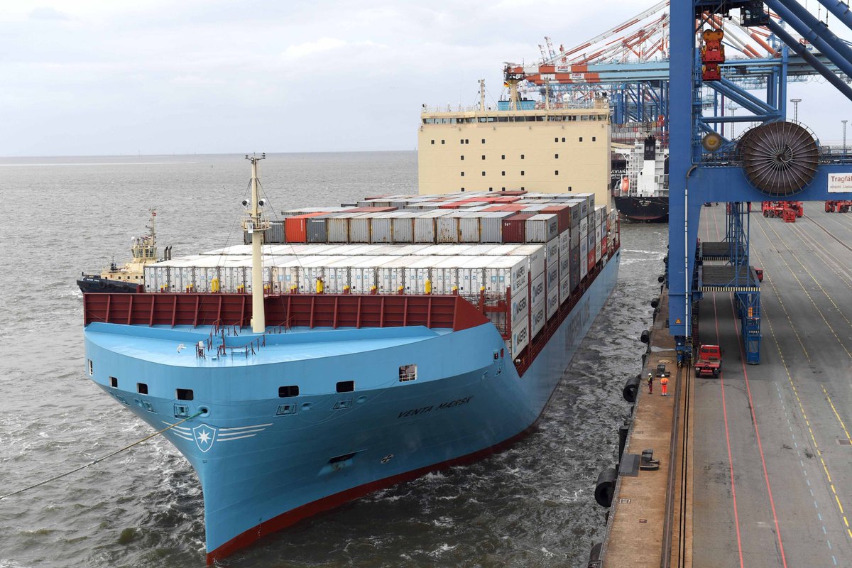 On Saturday #VentaMAERSK arrived Bremerhaven after completing the first voyage by a containership across the #NortheastPassage