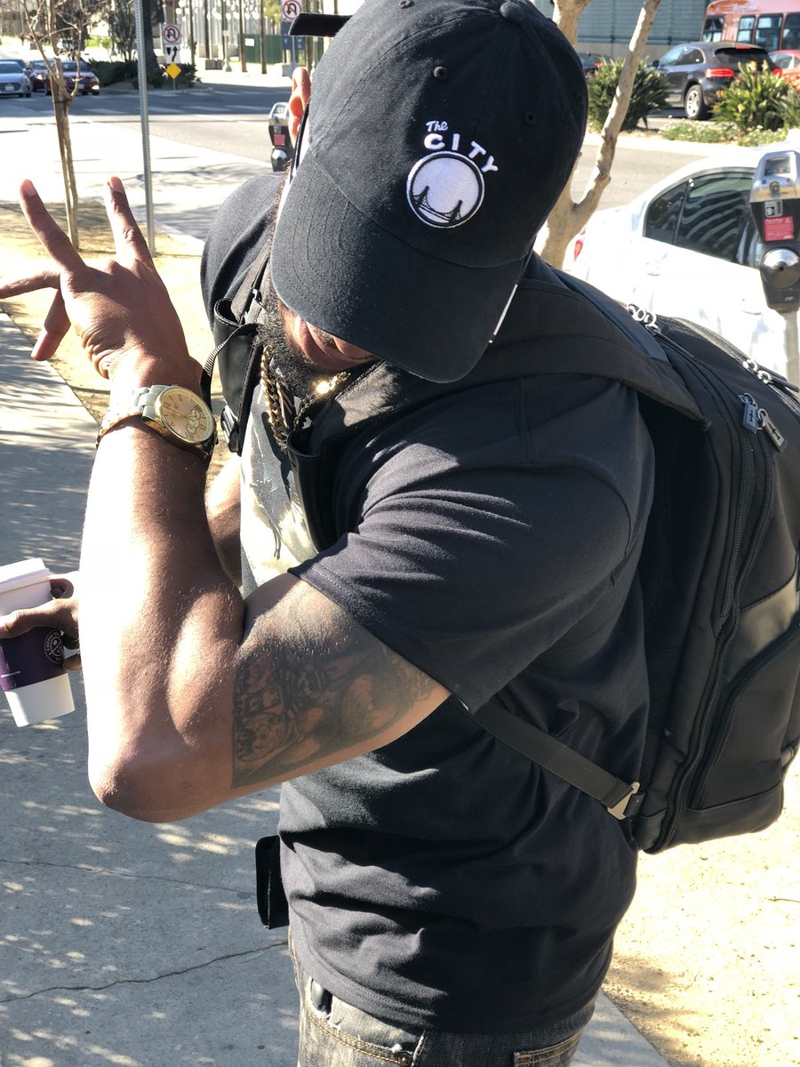 King_Air88's tweet photo. @WhoisKingAir @AppleMusic @Michell75445213 @Only1Jeanne @MermaidGdez @LadyDana_T @Tori_goddess13 @kandi_towery @bestmomtracy @Nelmabispoj @Ms_Leggzn88 @CaroClou @TeamKingAir_WI @TeamkingairD @TeamKingAir_PNW @KINGAIR_CANADA Dab of WAVY SAUCE ANYONE ? 
@kingteamair @AsiaKingair @FanKingair @TeamKingAir_UK @rosesimplicity @LatinGoddess_80 @jess_6703 #periscope 
~~~~~~~~~~~~~~~~~~~~~~~|
https://t.co/BLWX6ZMBL0 https://t.co/VEB84uz5f6