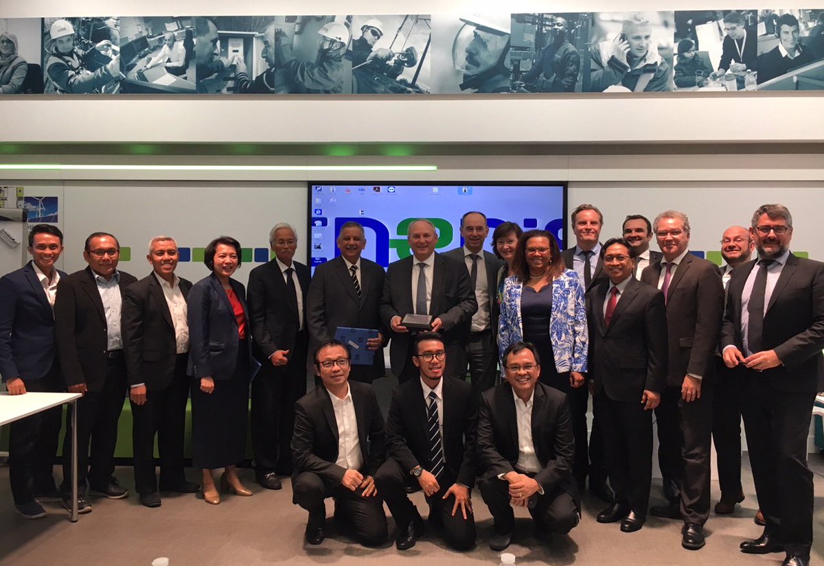 Think SmartGrids tweet media