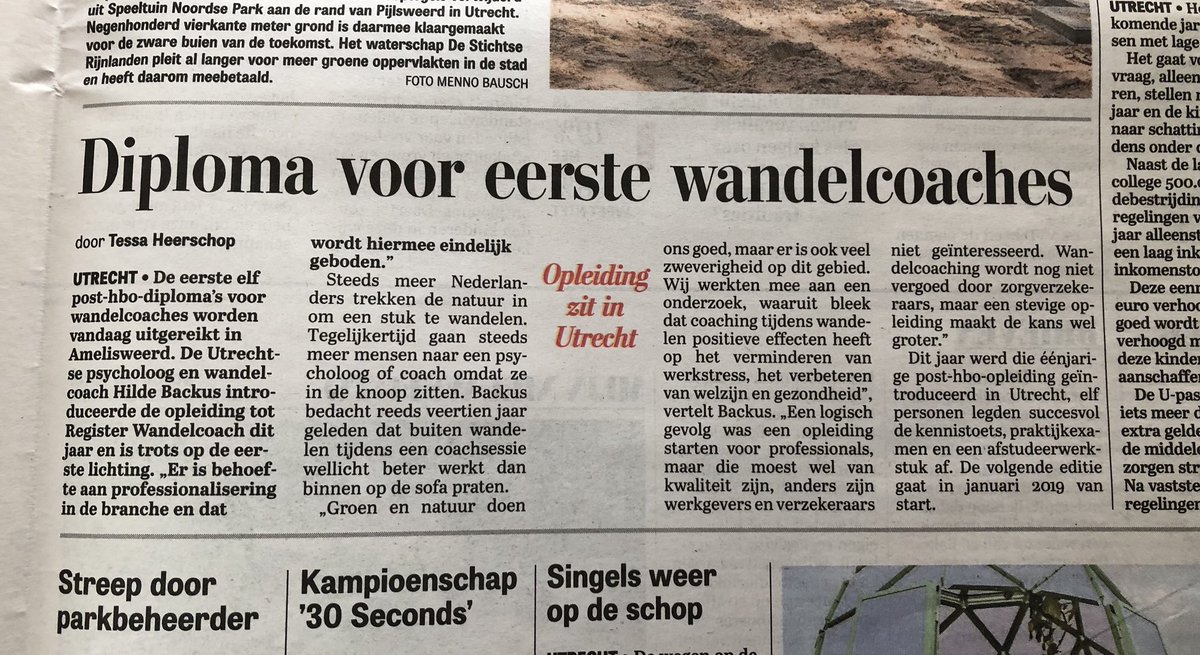 hildebackus's tweet photo. Eerste Diploma uitreiking post hbo Register Wandelcoach in Telegraaf! #wandelcoach #wandelcoachopleiding #registerwandelcoach https://t.co/i9n46y4J3y