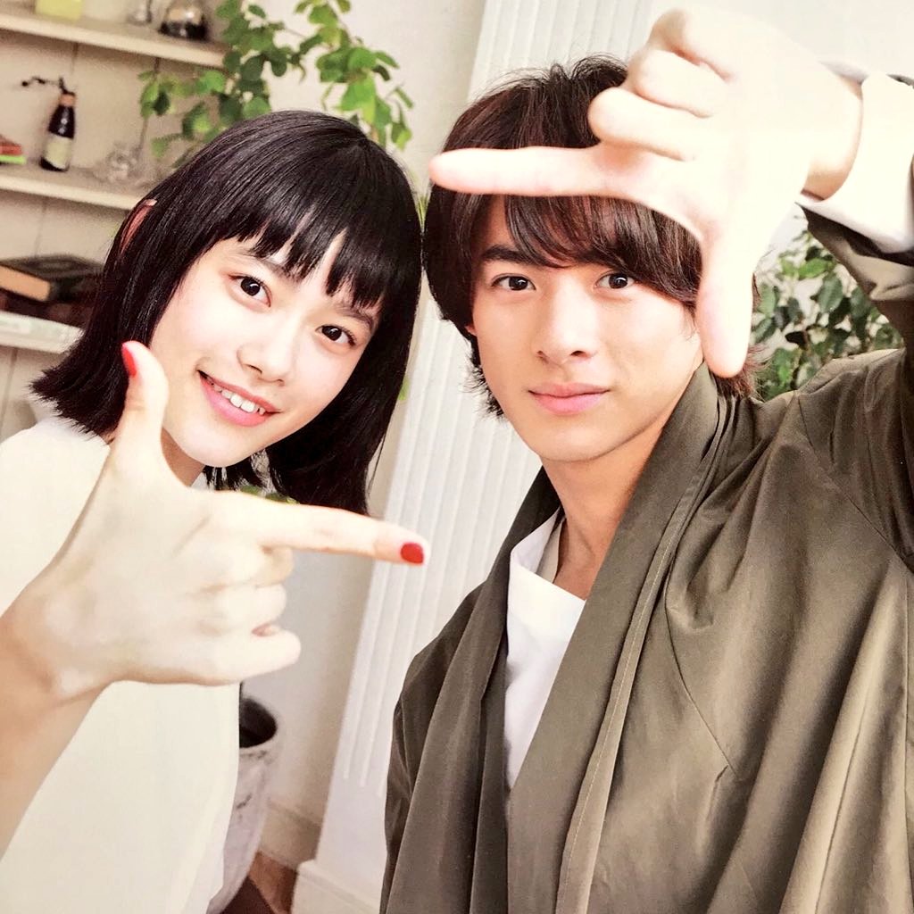 ゆにこーん on Twitter "この写真が凄く好き。 まず二人の距離が近い、あとなんか自然体でいい、あと