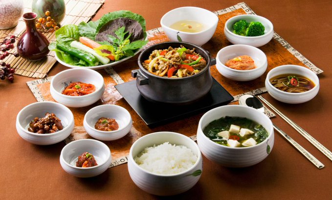 infobdg's tweet photo. 20 Tempat Korean Food di Bandung https://t.co/9JOSa6Vcud #infoBDGkuliner https://t.co/XuD5XiI8FU
