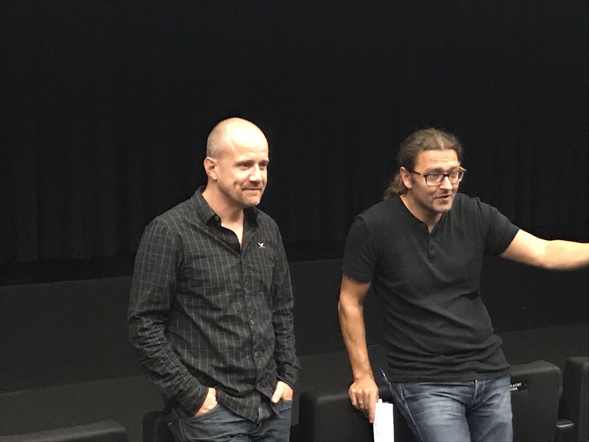 BettinaHorvath's tweet image. Ich bin mit Filmemacher Fritz Ofner in ganz Österreich unterwegs, um seinen wirklich gelungenen Dokumentarfilm zu zeigen. Heute Klagenfurt. Noch am Programm diese Woche: Villach, Wels, Linz, Innsbruck, Salzburg. #WeaponofChoice #Glock #internatinaler #Waffenhandel