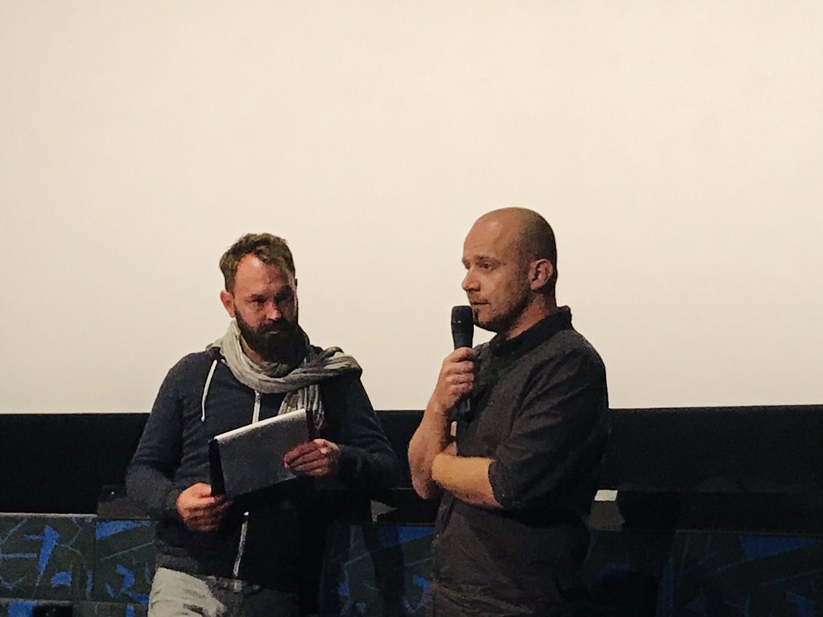 BettinaHorvath's tweet image. Ich bin mit Filmemacher Fritz Ofner in ganz Österreich unterwegs, um seinen wirklich gelungenen Dokumentarfilm zu zeigen. Heute Klagenfurt. Noch am Programm diese Woche: Villach, Wels, Linz, Innsbruck, Salzburg. #WeaponofChoice #Glock #internatinaler #Waffenhandel