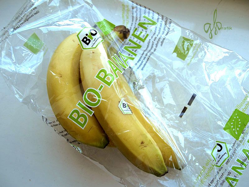 Bundesrat spricht sich für ein Ende des Schredderns verpackter Lebensmittel aus. Irre, dass so was überhaupt möglich ist 1. Weg mit unnötigen #Verpackungen! 2. #Lebensmittel an #Bedürftige verteilen! 3. Verdorbene Lebensmittel entpacken &amp; dann in die #Vergärung/ #Kompostierung!