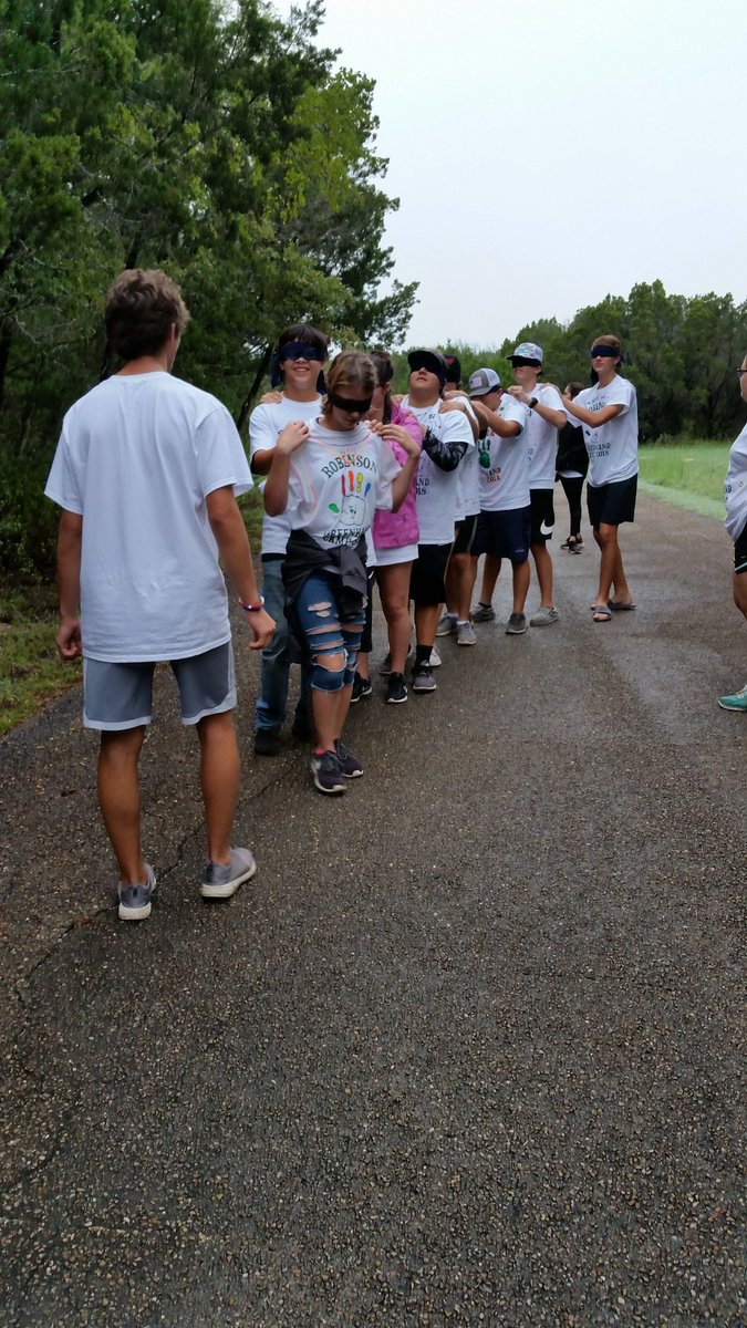 rhsagman's tweet photo. Robinson FFA Greenhand Camp is in the books! Our chapter officer team did an outstanding job of "Doing to learn" by presenting mini workshops and conducting team building activities for our first year students. @risdHS #robinsonisd #robinsonffa #TeachAg #meridianstatepark https://t.co/QFssfBXKTP