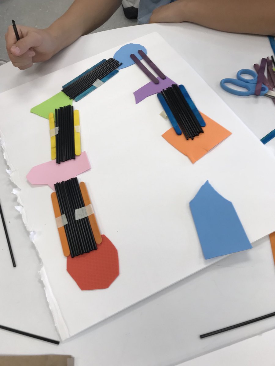 kgerdeshhs's tweet image. STEM Monday #modernmath at #theregional @BravermanHHS