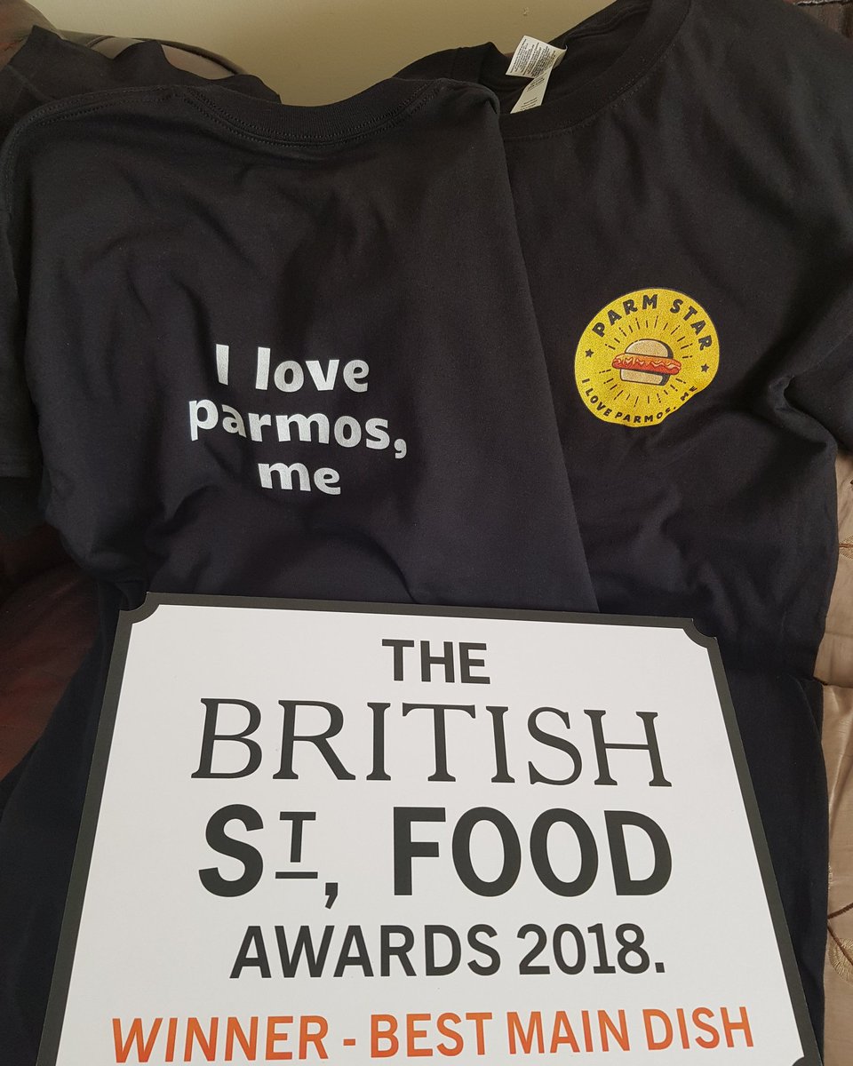 ParmStarUK's tweet photo. COMPETITION TIME... Follow &amp; RT to win a Parm Star "I love parmos me" t-shirt &amp; a free parmo voucher, to celebrate our win at The British Street Food Awards🏆 Winner drawn 9pm tomorrow (25/9) https://t.co/DF3fkmEbAD