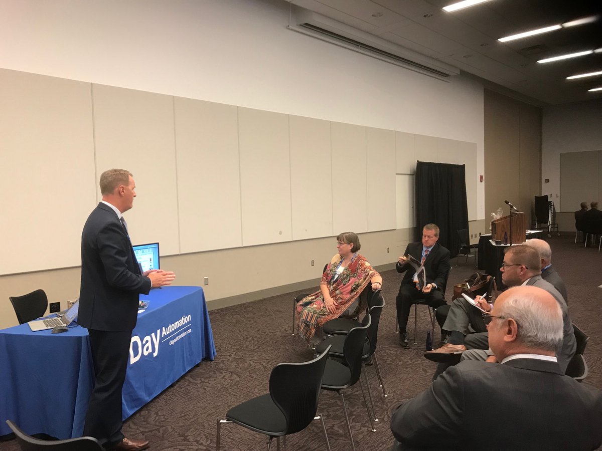 dmmrtiger's tweet photo. Back at the 2018 fall NYSCOSS presenting security strategies for schools https://t.co/00AE2yMwW7
