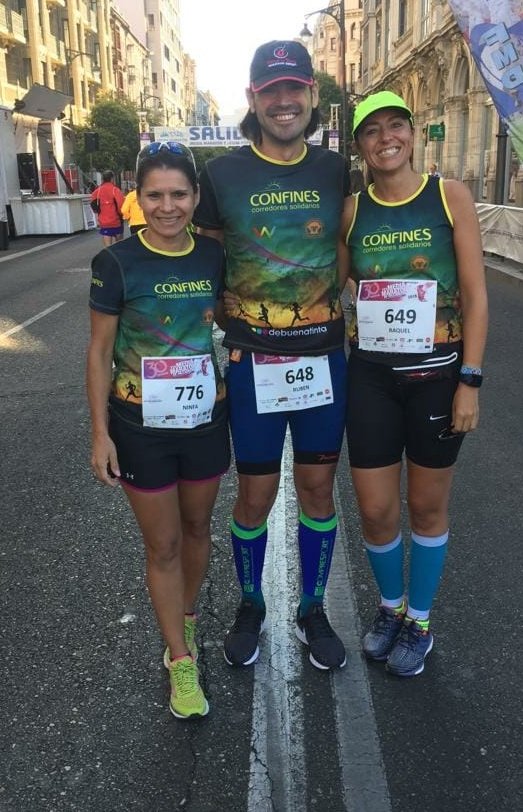 clubconfines's tweet photo. << POR TODAS PARTES >>
Nuestros #CorredoresSolidarios llenaron varias carreras de nuestra filosofía como la @Mmaratonvallado con podium
¡A POR OTRA SEMANA DE #KmsSolidarios!
#ClubConfines #Running #Solidaridad #AyudandoMeAyudo #RunToHelp #GrandeTeamAzu
#FelizLunes #FelizSemana https://t.co/QyXV8wULKp