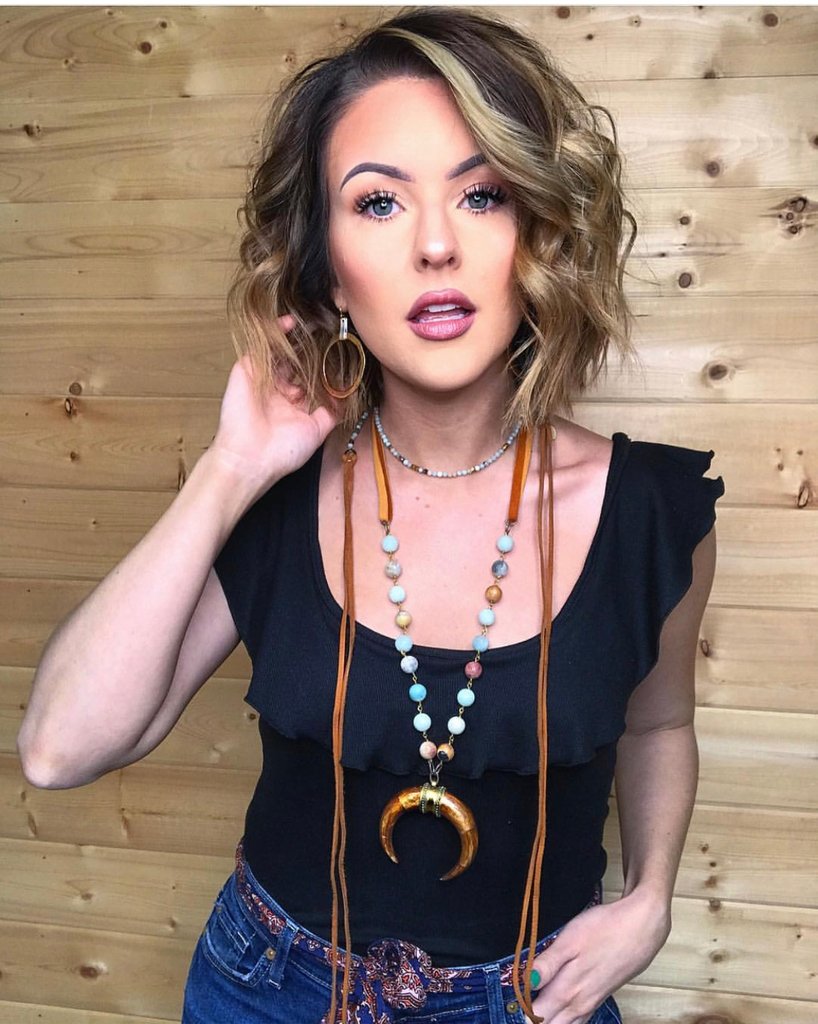 juliodesigns's tweet photo. How gorgeous does @nicole_huntsman look in her @JulioDesigns pieces. #JulioDesigns #StyleMyJulio https://t.co/zF4JTMII2R