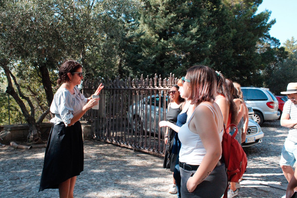 EProjectConsult's tweet photo. Festa della Vendemmia 2018 (Harvest Festival) is an annual event organized at @ParcoJalari1 that every year gives our students the chance to experience an old traditional sicilian custom 🍇🍷|| More pic on our FB page ||

#ErasmusPlus #Experience #Sicily #festadellavendemmia2018 https://t.co/MojwWTNIhd
