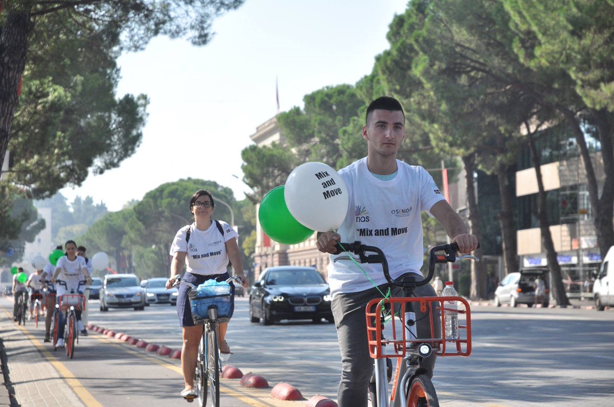 Saturday, RIAS NGO has organized the Mix and Move activity in the framework of #EuropeanMobilityWeek.
<a href="/SENiOR_II_Alb/">SENiOR II Albania</a> <a href="/rec_albania/">REC Albania</a> <a href="/SwedeninAL/">Sweden in Albania</a>