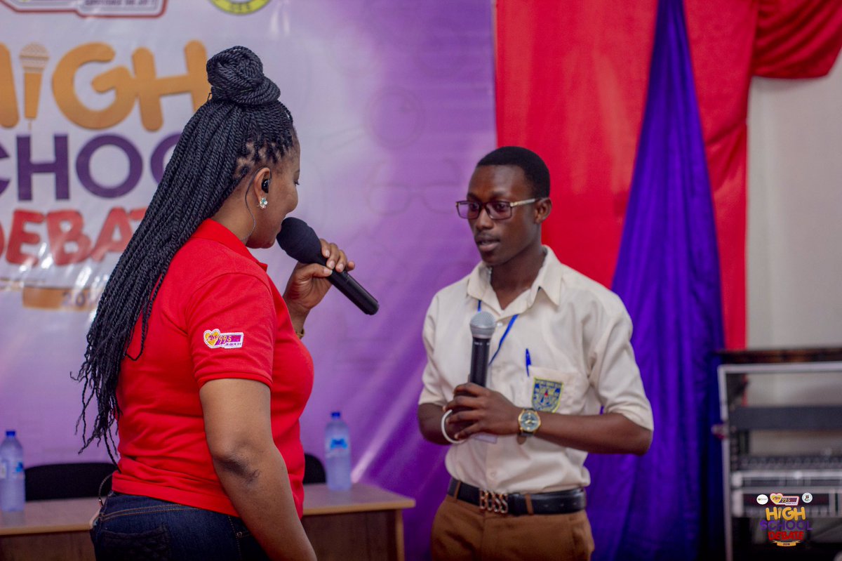 0xWhitehatn3's tweet photo. #LuvFmHighSchoolDebate 

Konongo Odumase vrs Opoku Ware. https://t.co/8hYwke97FP