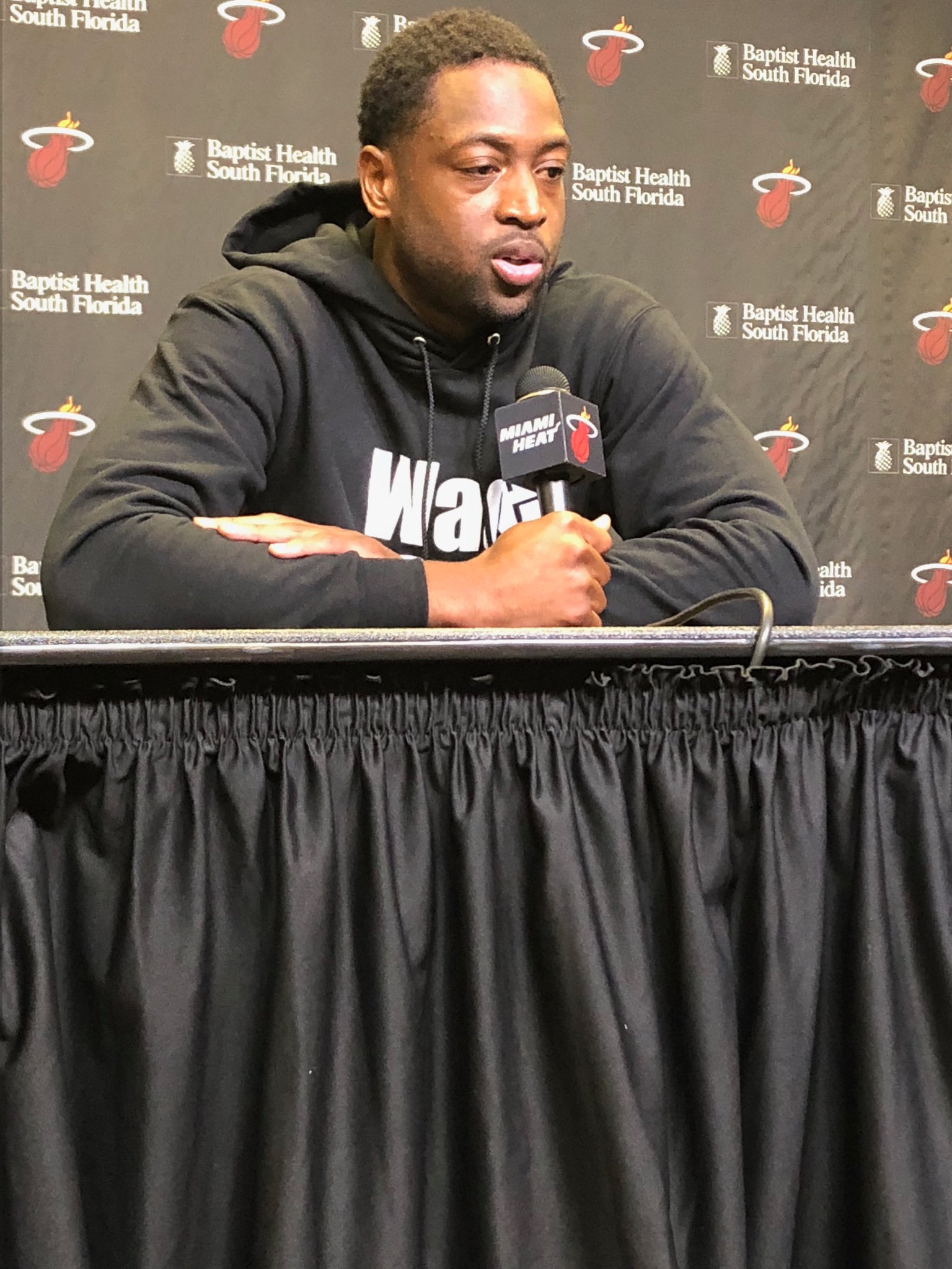 Dn3fDXVXcAAFcjk.jpg:large