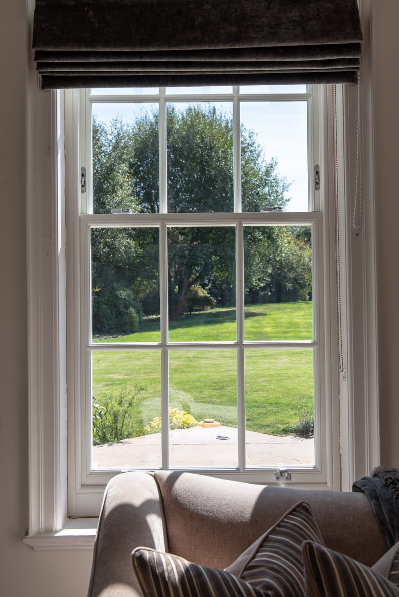 WindowSanctuary's tweet image. Our traditional timber windows and doors will sympathetically replicate your original designs while achieving an impressive 1.5 w/m2k overall u value #timberwindows #traditionalwindows #thewindowsanctuary #windowskent #boxsashwindows #sashwindowskent