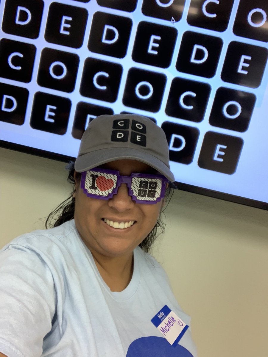 MichelleDiaz00's tweet image. #selfie @NISDTechApps @NISDOHT @TeachCode #NISDect #ilovecode