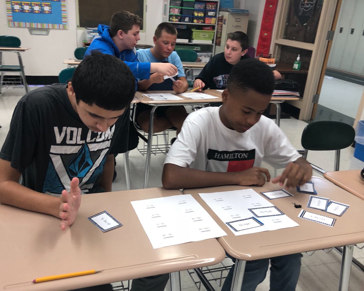 GunningMath's tweet image. Students working well together on a Distributive Property matching activity with @CattsMath.  
#viewonegoodthing