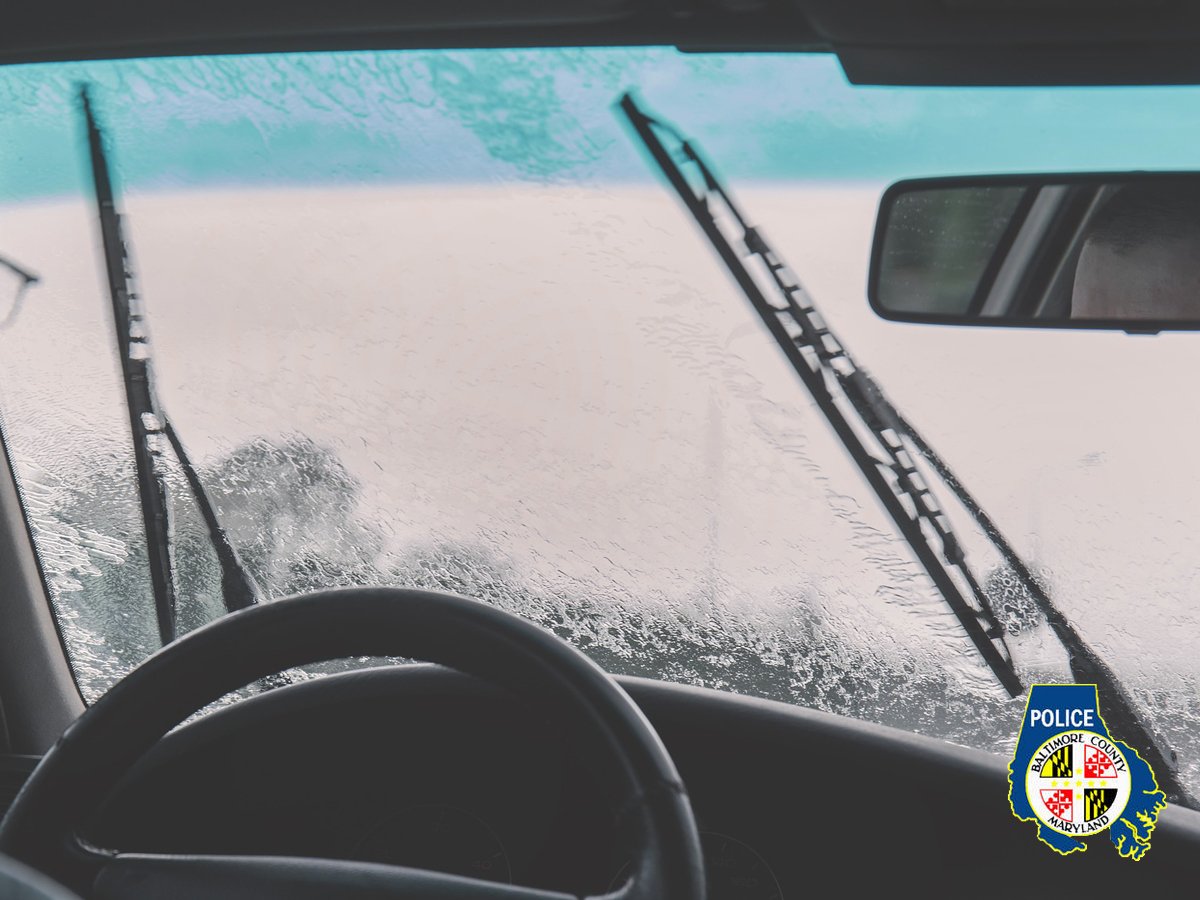 BaltCoPolice's tweet image. A reminder from #BCoPD - If your wipers are on, you must turn on your headlights. Running lights are not sufficient for safe driving in rain. Turning on headlights is what activates your tail lights, which is an essential safety step for visibility. ^NL
