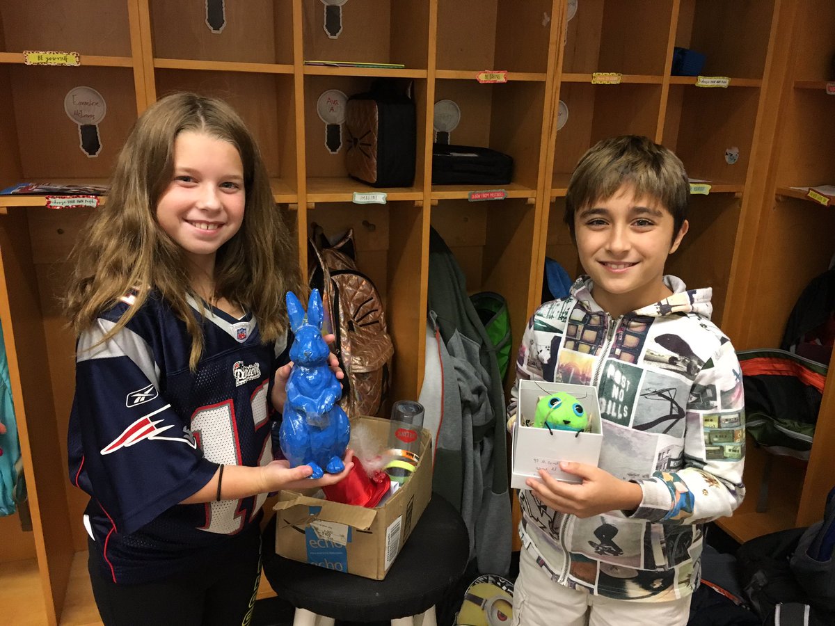 rlfreedm's tweet photo. Captain Allergic and The Blue Bunny will have a lot of adventures this year. Make sure to follow them when they blog about their weeks with Ss! #jjsecretagents #jjpride #lovethebug @BlueBunnyBooks @bringthebugnow https://t.co/k9KEmdpw5H
