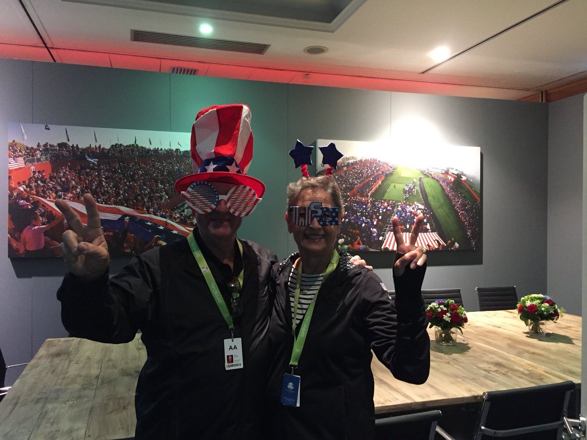My parents are in Paris and ready for the Ryder Cup! Should be an awesome week! <a href="/RyderCupUSA/">Ryder Cup USA</a> 🇺🇸