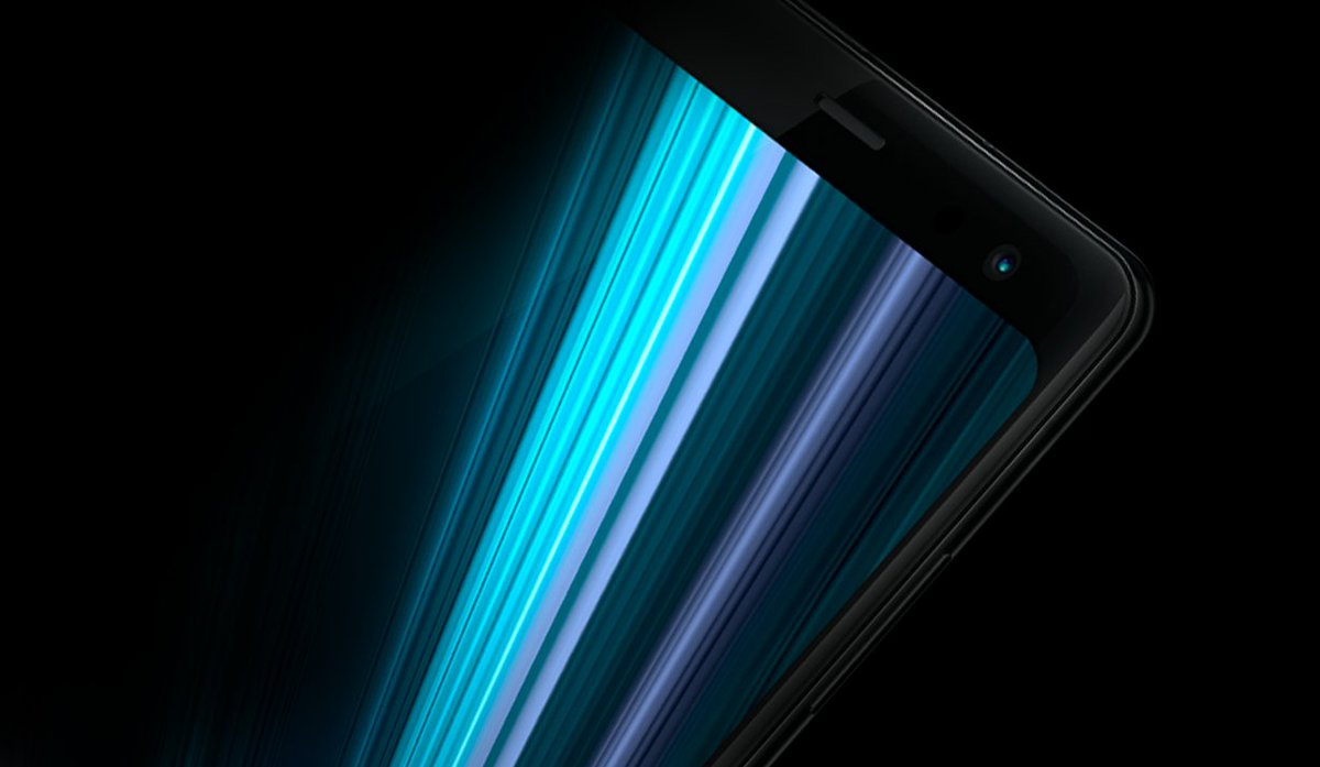 sonyxperia's tweet photo. Enhanced by Sony’s BRAVIA® TV technology, enjoy showstopping entertainment with an HDR OLED display on #Xperia XZ3 https://t.co/gdgKgud3zc https://t.co/VZERCpeD7J