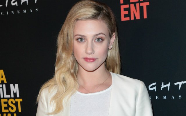 alloydotcom's tweet photo. #Riverdale’s Lili Reinhart Bravely Shares Her Sexual Assault Story Amid #WhyIDidntReport Movement https://t.co/SXbSFSP5EH https://t.co/cwwIbAYTJr