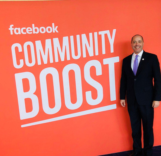 Georgia_AG's tweet image. Small/medium sized businesses are the backbone of our economy. It was great to be with @facebook this a.m. for their #CommunityBoost in #Atlanta, which is designed to help small/medium companies better connect with their target audiences &amp;amp; expand their business capabilities.