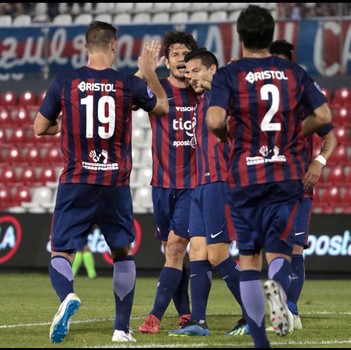 Con esfuerzo y dedicación vamos sumando de 3 TODOS JUNTOS 💪🏼🔵🔴 vamos CICLÓN 💪🏼 #diosprimero