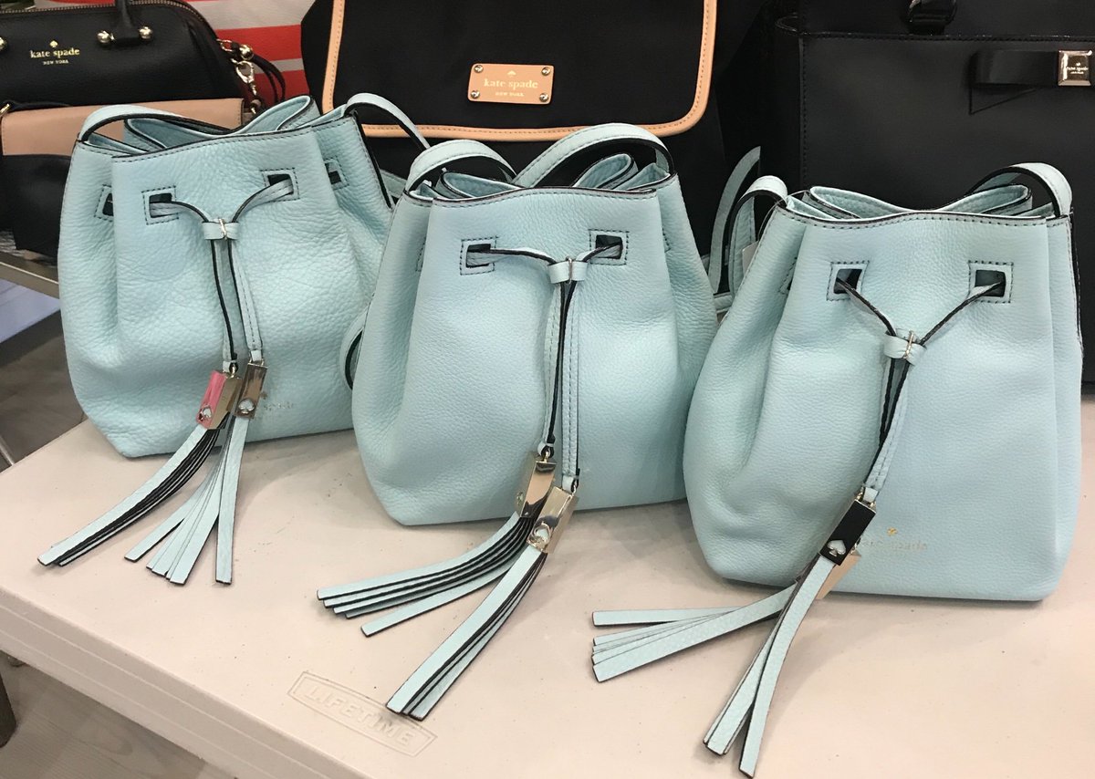 LucysGiftNJ's tweet photo. Fall #FlashSale FINAL DAY @lucysgiftMJSF in  @florhamparkboro #DealOfTheDay! It’s triplets... How do you like these BABY BLUES ?!?! 😍😍😍 3 small Kate Spade leather drawstring purses... Adorable!  50% OFF each!! 100% net profits to charity #babyblue #morriscountynj #handbagsale https://t.co/EX5jhhnPbg