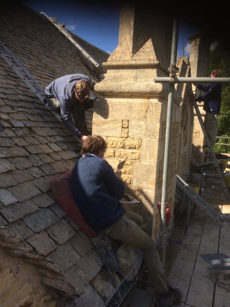 PLAllard_Builde's tweet photo. Repointing at The Victoria Hall https://t.co/YqNxFVTxmt